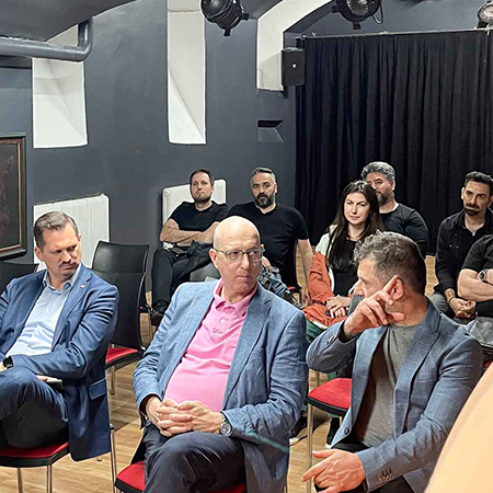 BEZIRK FAVORITEN ZU BESUCH